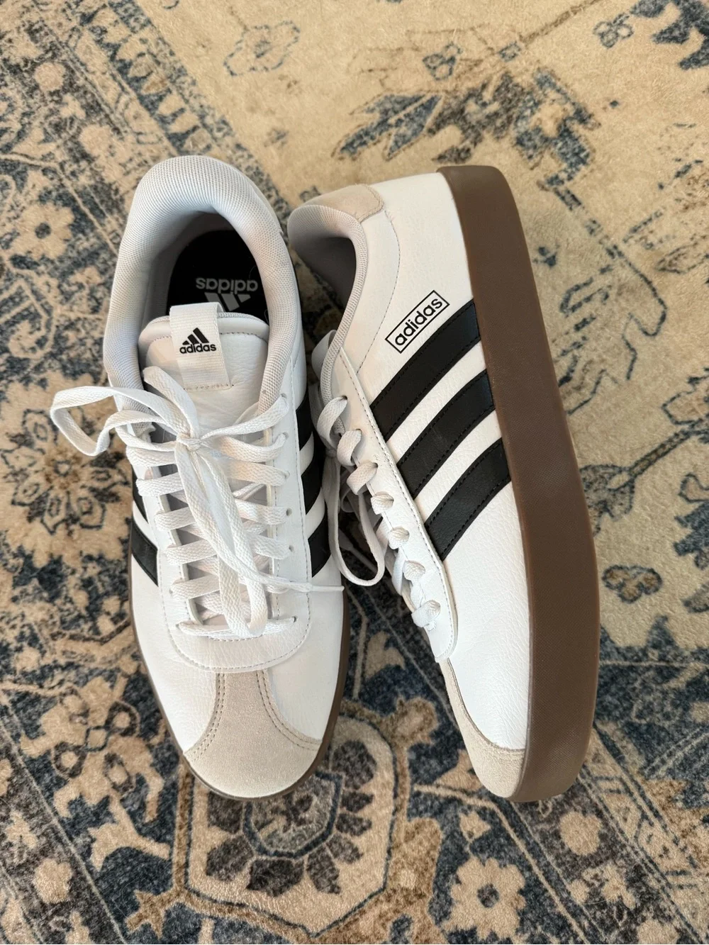 Adidas VL Court 3.0 sneakers like new
